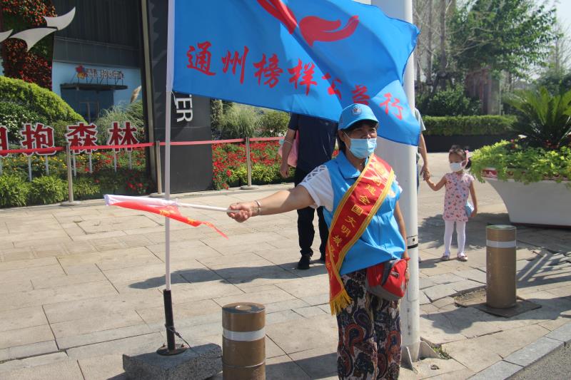 <strong>少萝骚逼</strong>